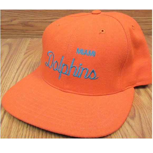 New Era Other - VTG NEW ERA MIAMI DOLPHINS NFL WOOL SNAPBACK HAT!